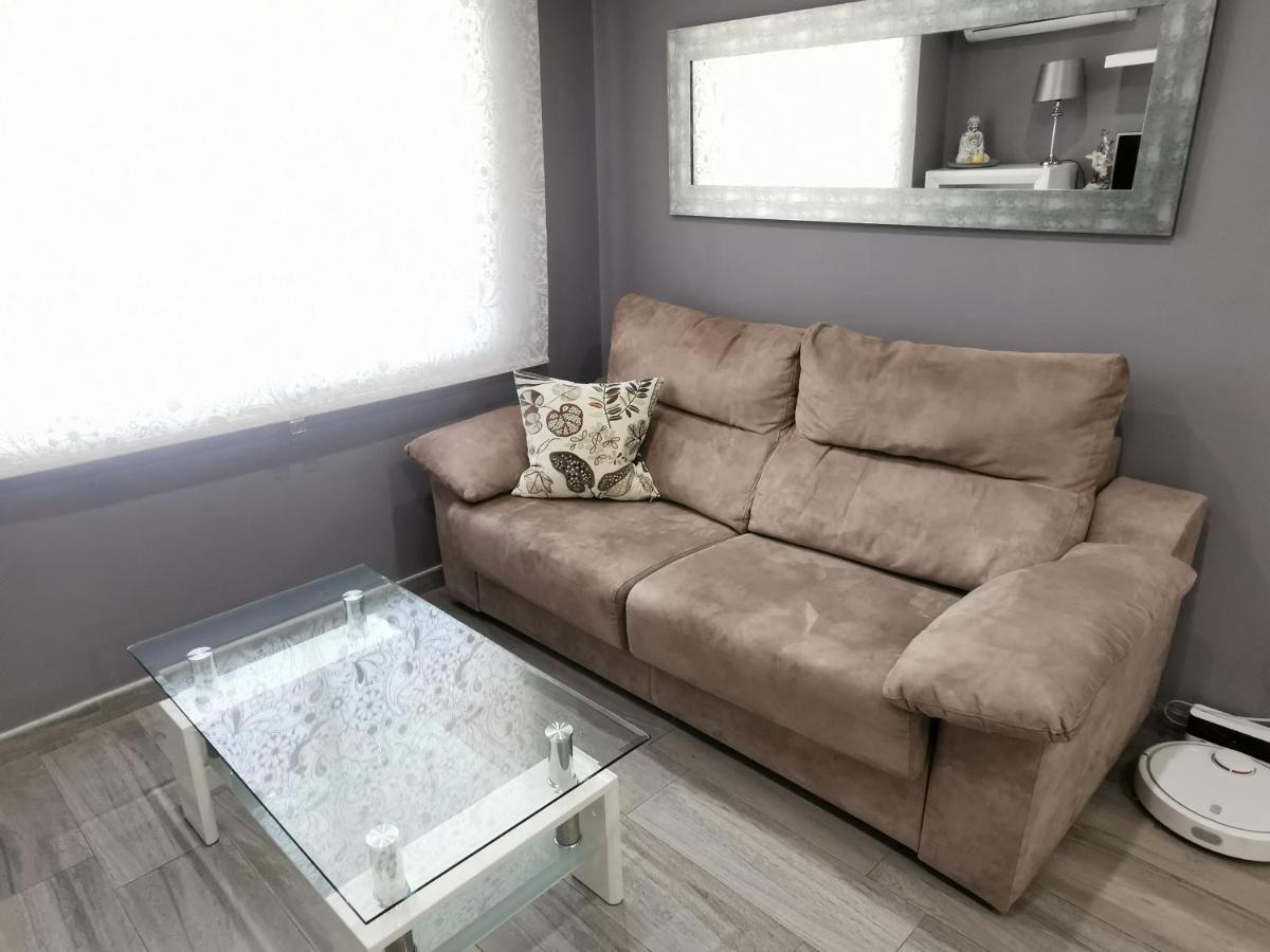 Great Location With Free Private Parking Apartment Cordoba Luaran gambar